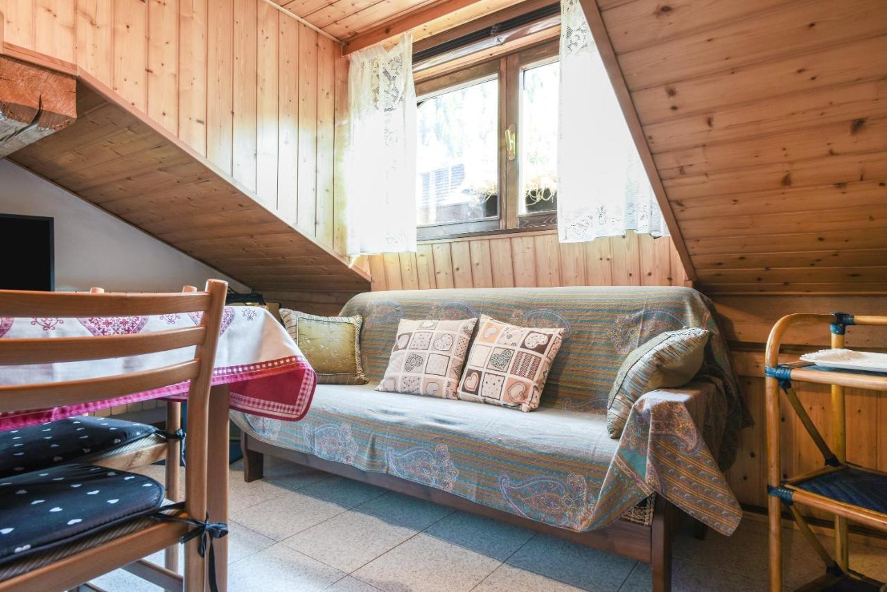 Ferienwohnung Mansarda Tra Le Dolomiti Di Brenta Bocenago Exterior foto