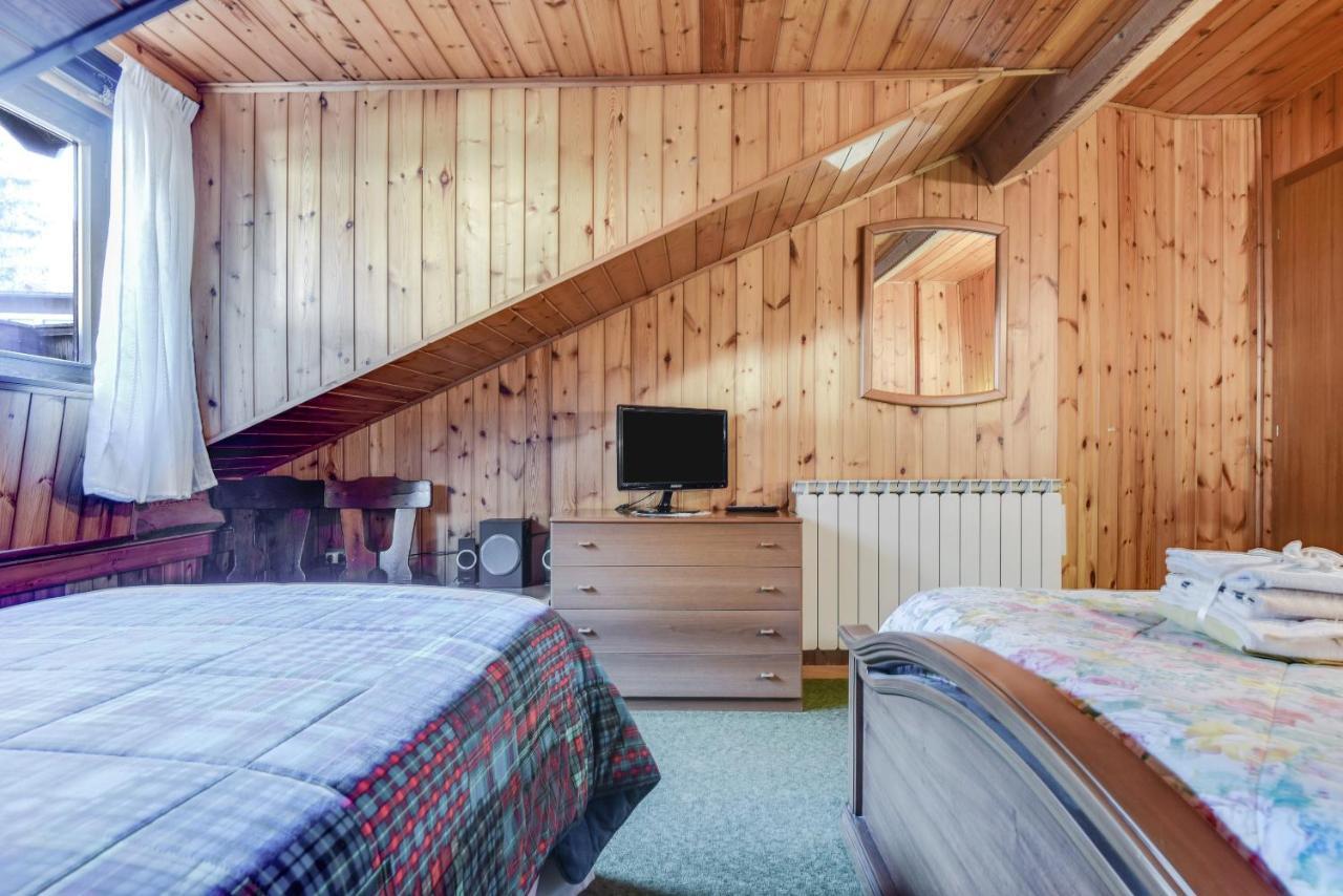 Ferienwohnung Mansarda Tra Le Dolomiti Di Brenta Bocenago Exterior foto